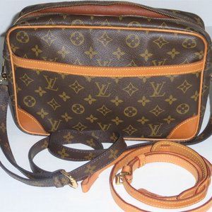 Louis Vuitton Trocadero 30 Crossbody 2 Straps Bag